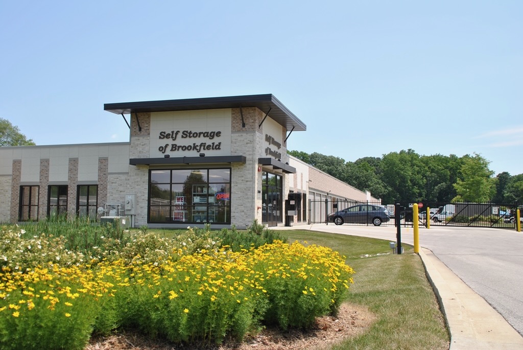 secured units in Brookfield, WI